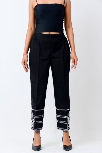 Checkered Embroidered pants-shopsneh