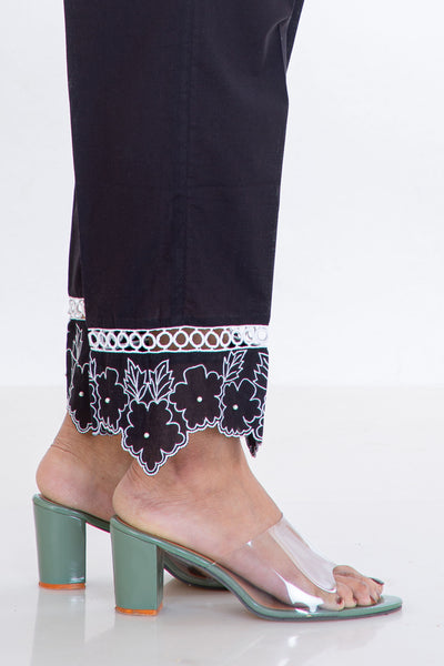 Black Floral Embroidered Pants-shopsneh